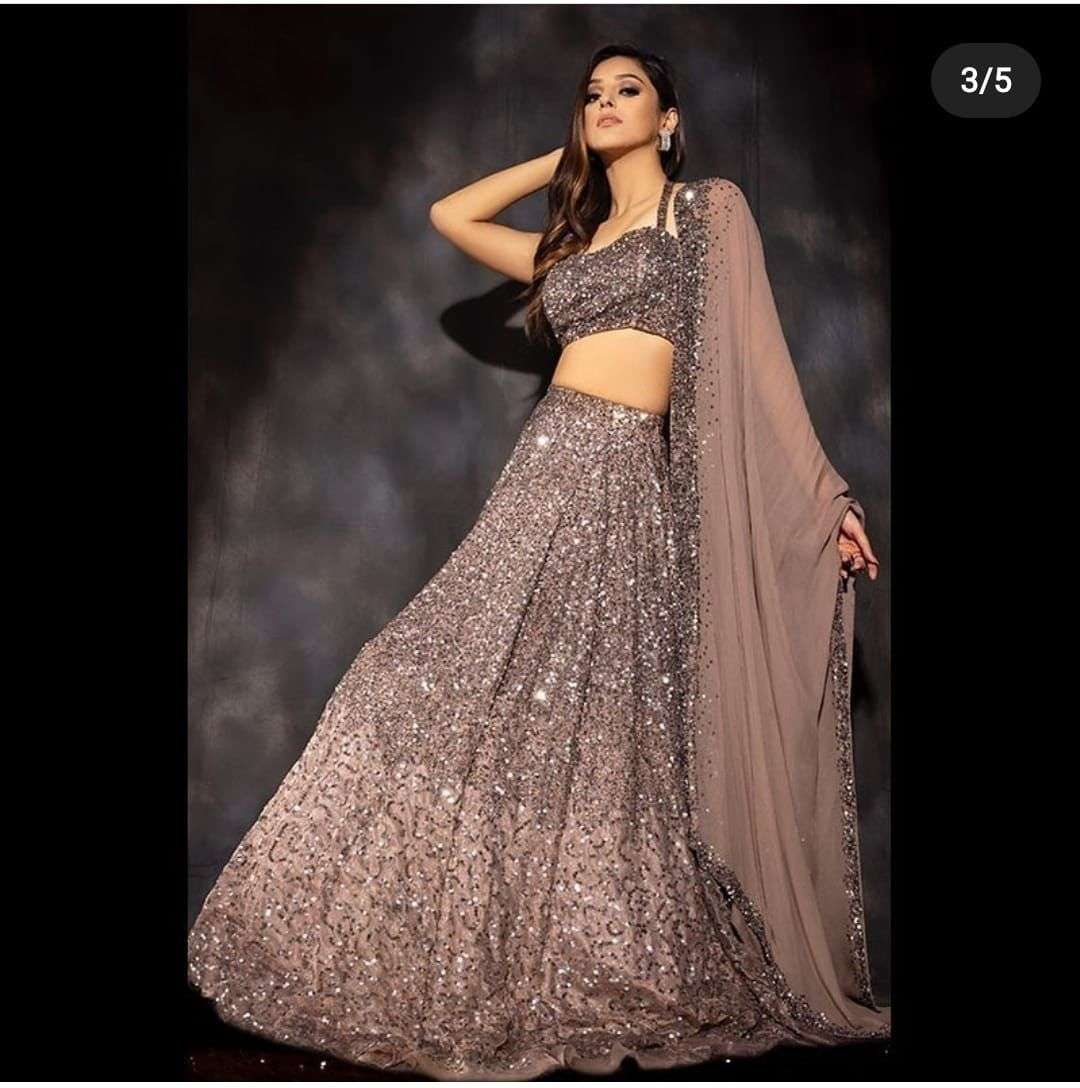 most beautifull lehenga design in chocolate brown colour lehenga in affordable price designer paretywear lehenga in cheapest price