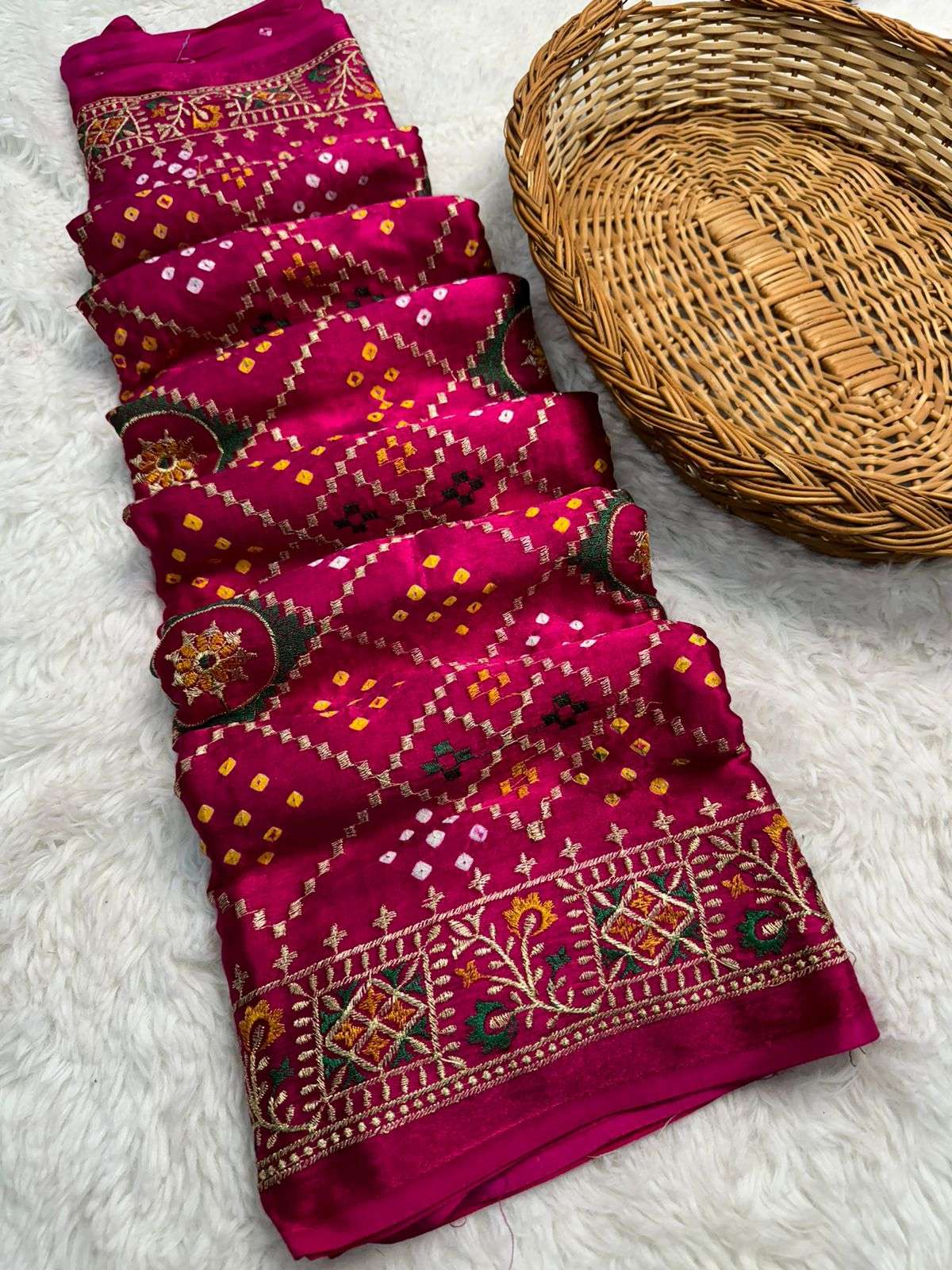 pure wark gaji saree bandhej new pavitra pure gujji work bandhej tulshi saree designer partywear pure gaji silk saree in affordable price 