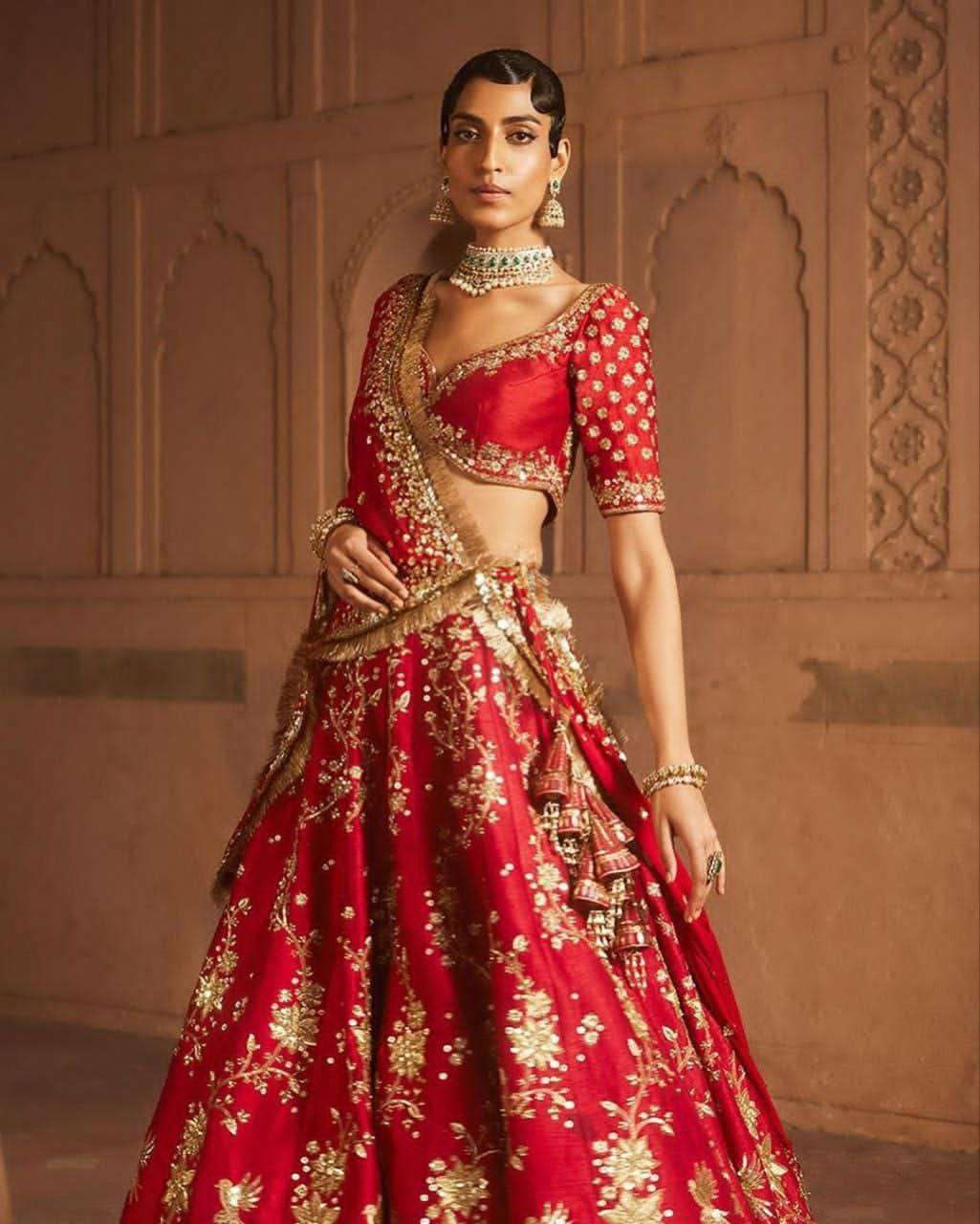 code hc 897 lehenga premium satin bangalori embellished with beautiful jari heavy sequins work with heavy cancan and canvas with double inner covering lehenga 