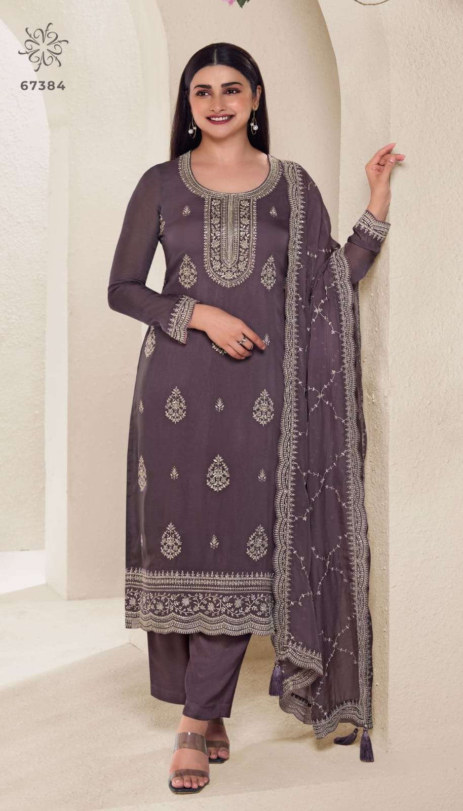 sale sale sale vinay fashion orignal branded single available now rate shipping extra designer partywear vinay fashion suit in sale