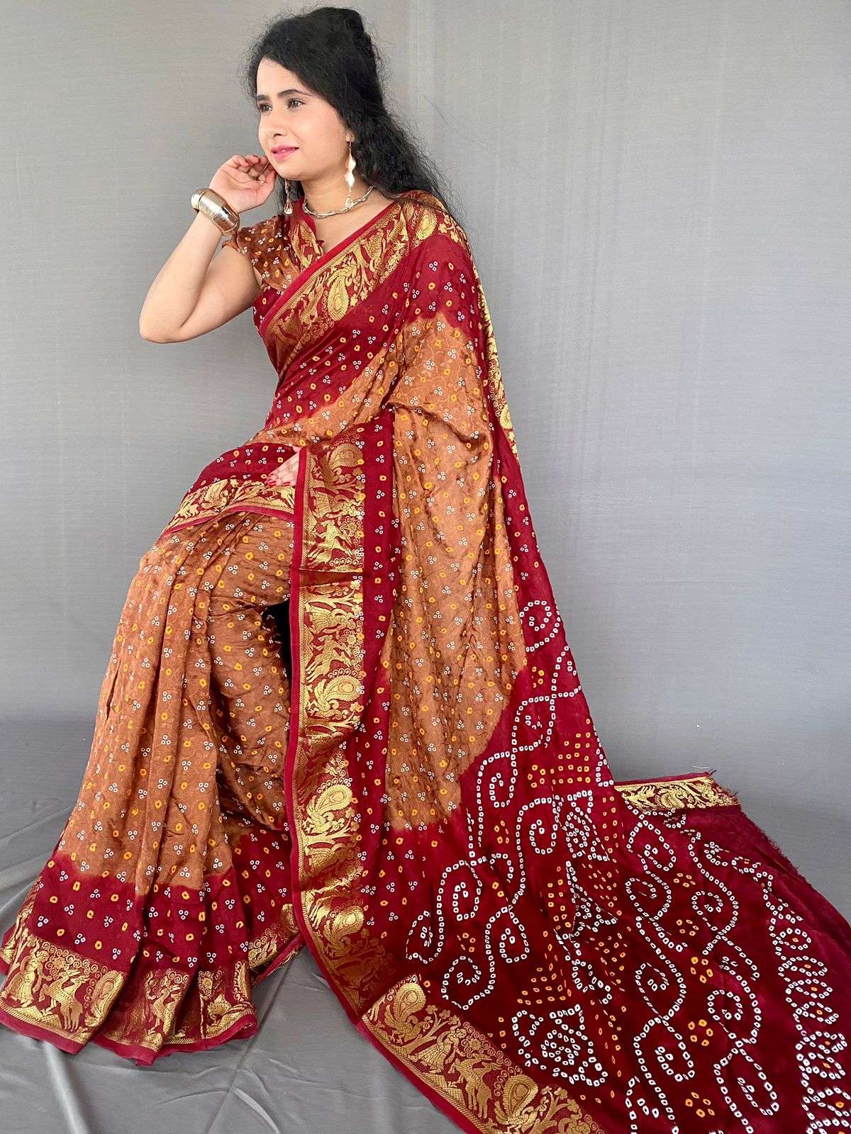 Buy Mustard Sarees for Women by Ri-wah Online | Ajio.com