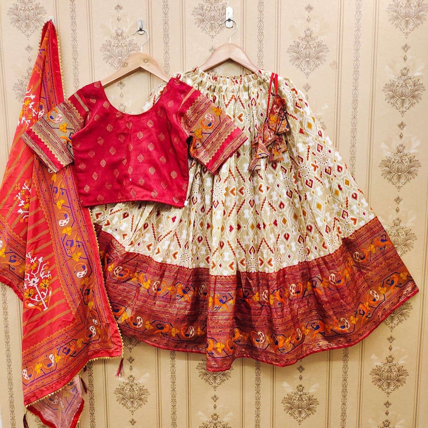 Buy Party Wear Girls Lehenga Choli, Lehenga Choli for Kids, Print Lehenga  Choli , Kids Ethnic Wear, Lehenga for Girls, Embroidery Work Lehenga Online  in India - Etsy