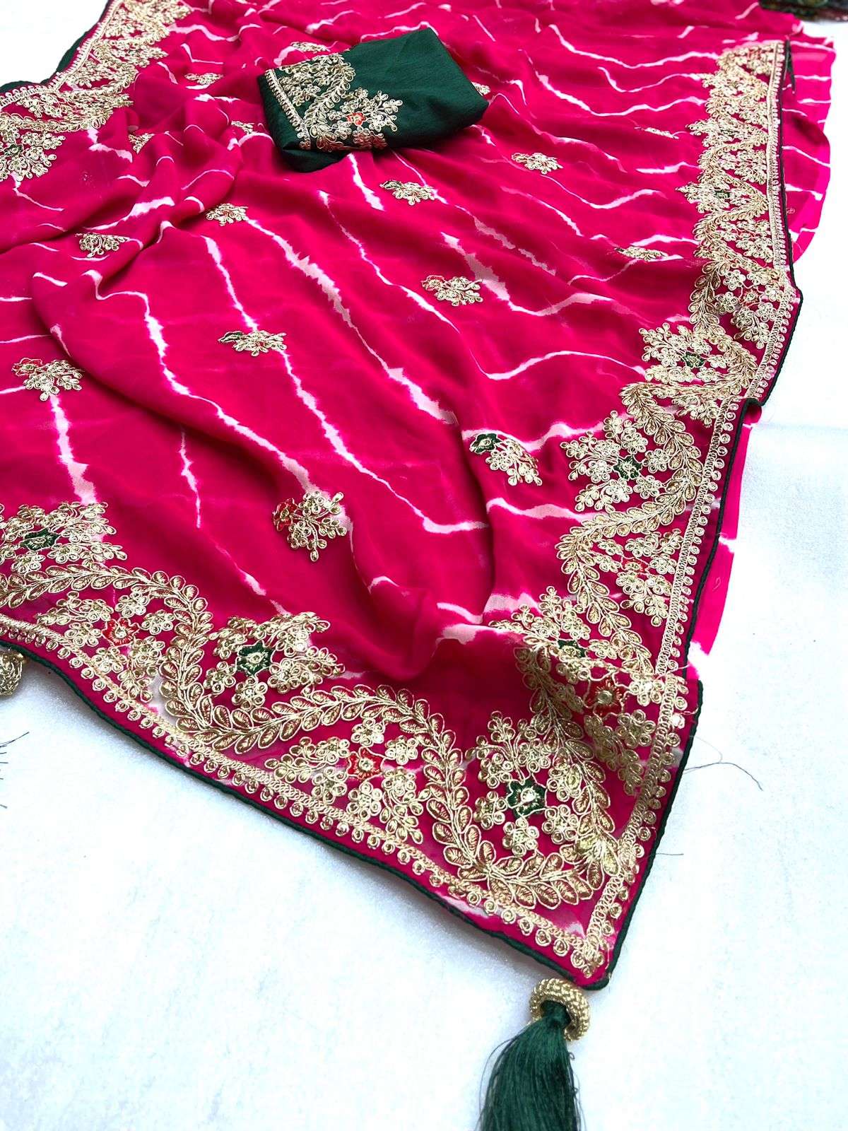 Deginer Leheriya Saree With heavy work border