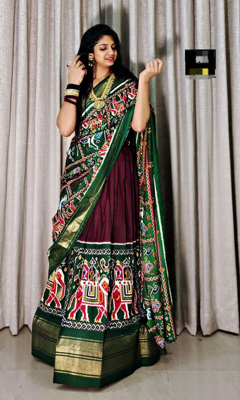 Rutba Khan Lehenga Saree Ready to Wear Sari Skirt with Pre-Draped Dupatta -  Vasangini