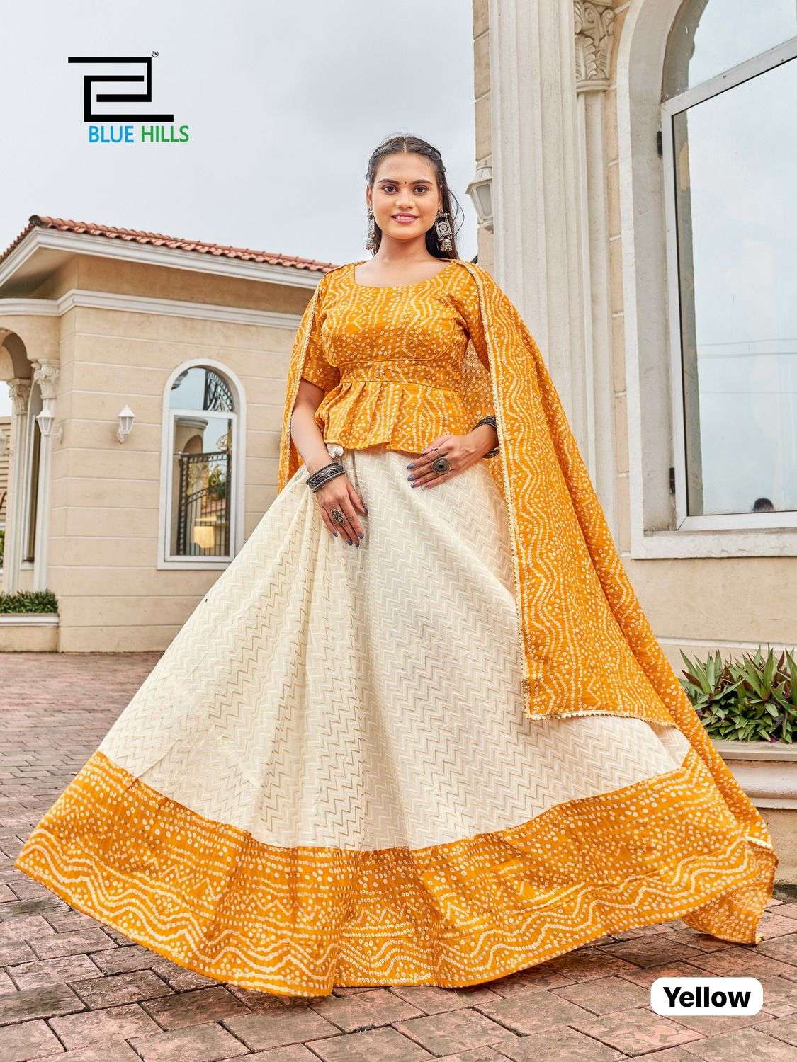 Lehenga Choli( लहंगा चोली) - Buy Latest Collection of Designer Lehenga  Cholis Online in India | Myntra