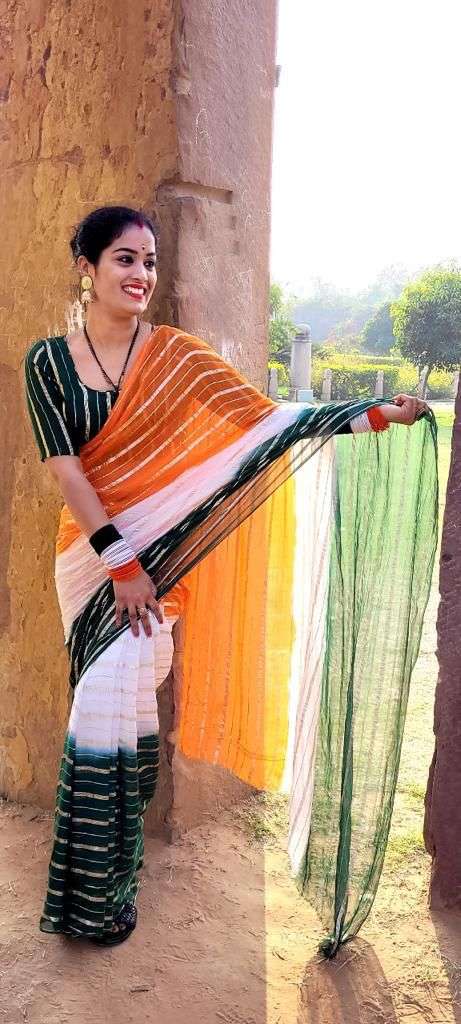 Independence Day Special Pure Linen Saree with Floral Print Blouse