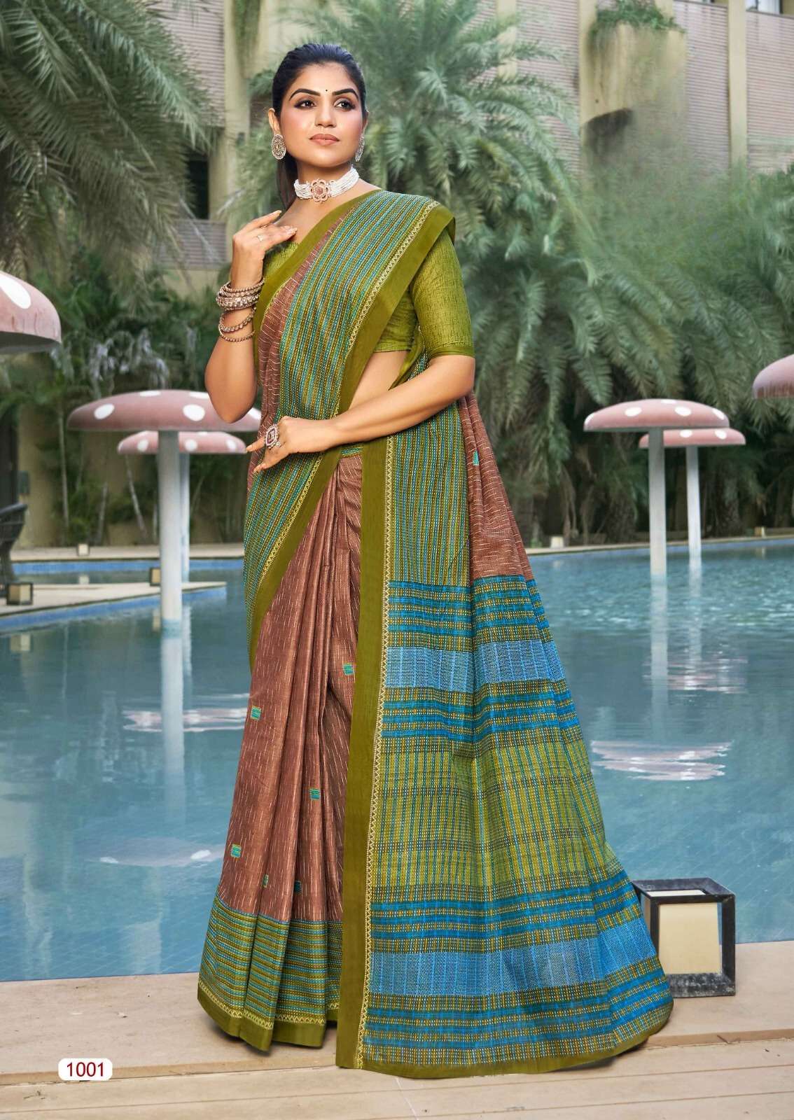 Bollywood Printed Blue Comfortable And Breathable Daily Wear Cotton Saree  For Ladies at Best Price in Malegaon | Prarthna Textiles