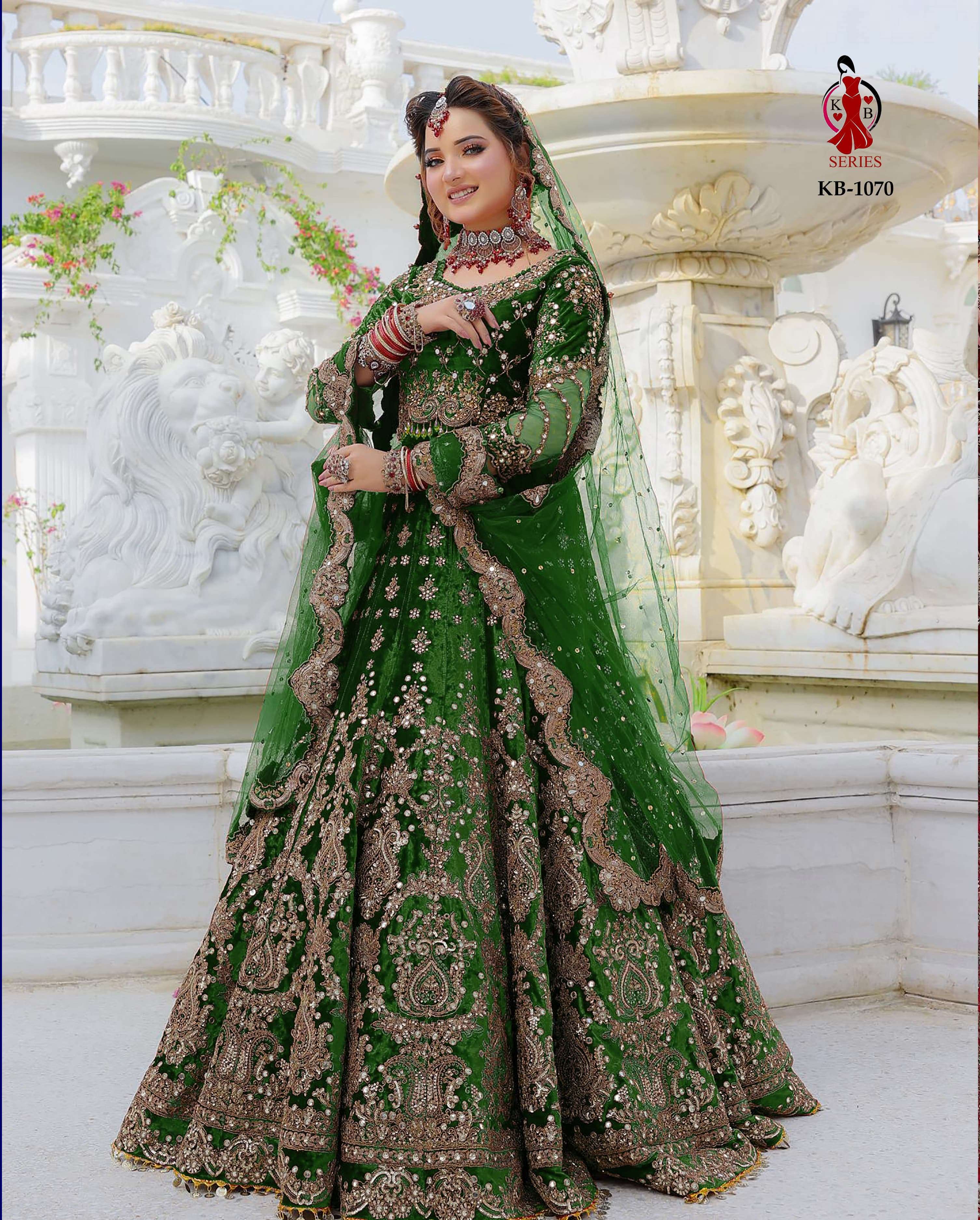 Traditional Pishwas and Lehenga Pakistani Bridal Dress | Pakistani bridal  wear, Party wear dresses, Pakistani bridal